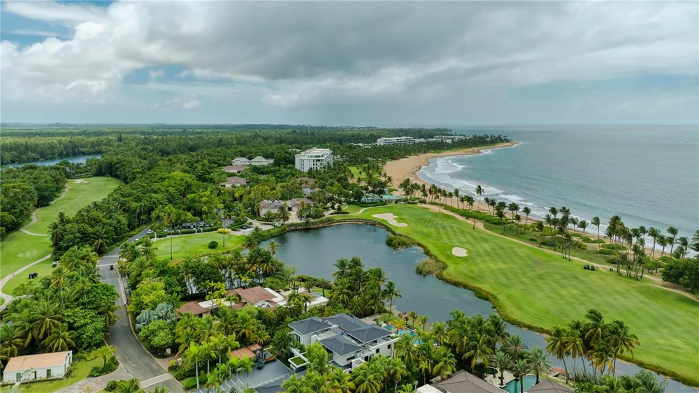 7000 BAHIA BEACH BLVD., 23 LAS ESTANCIAS Rio Grande, PR 00745