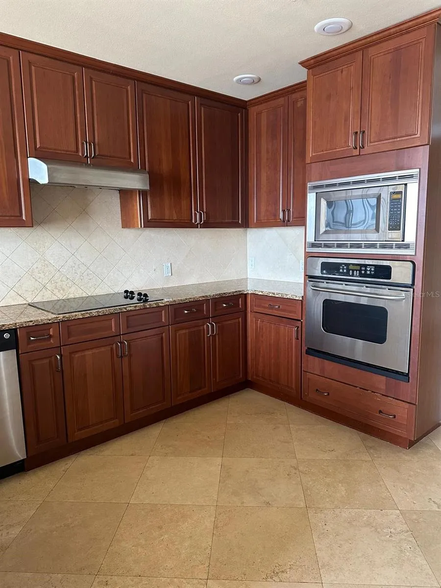 8749 THE ESPLANADE #30 Orlando, FL 32836