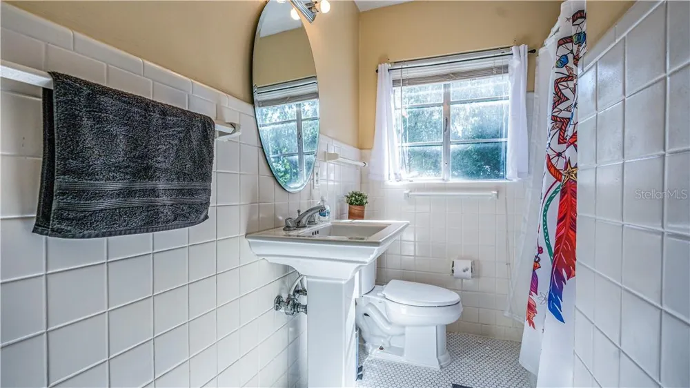 2014 NEWMAN STREET Orlando, FL 32803