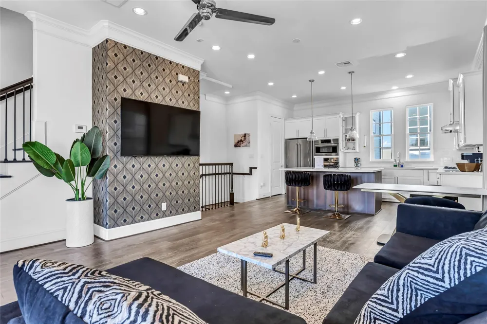 4128 Willowbend Blvd