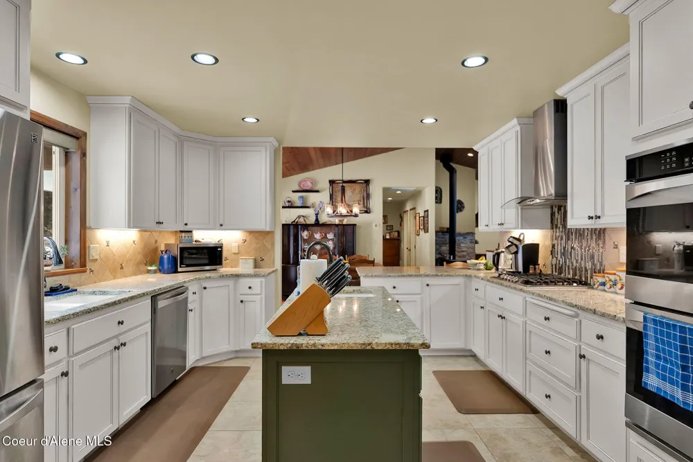 204 Jeru Ridge Trail Sandpoint, ID 83864