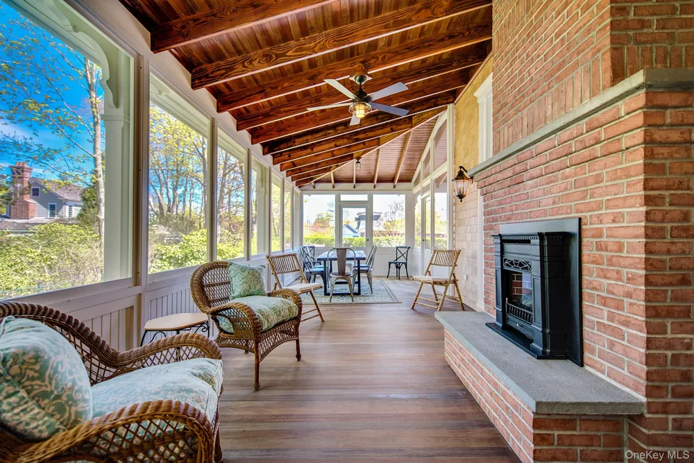 106 Old Depot Road Quogue, NY 11959