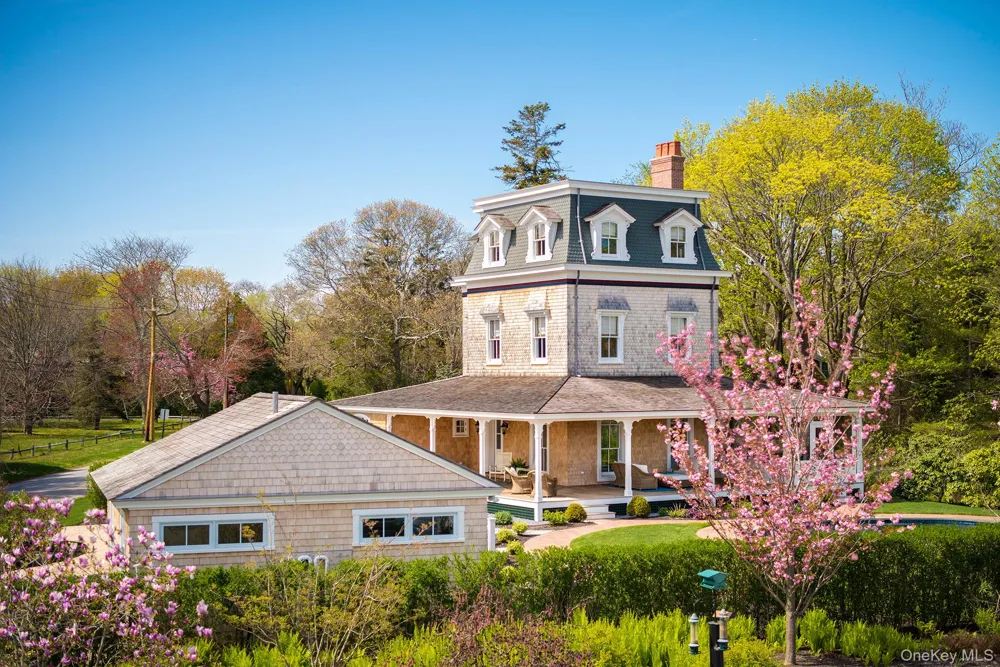 106 Old Depot Road Quogue, NY 11959