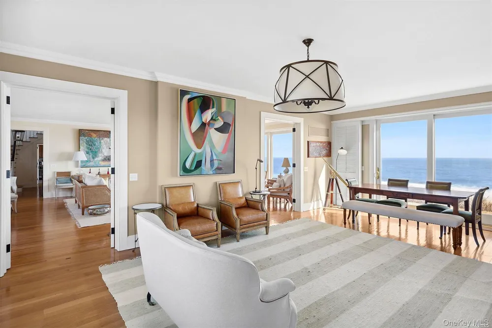 165 Lily Pond Lane East Hampton, NY 11937
