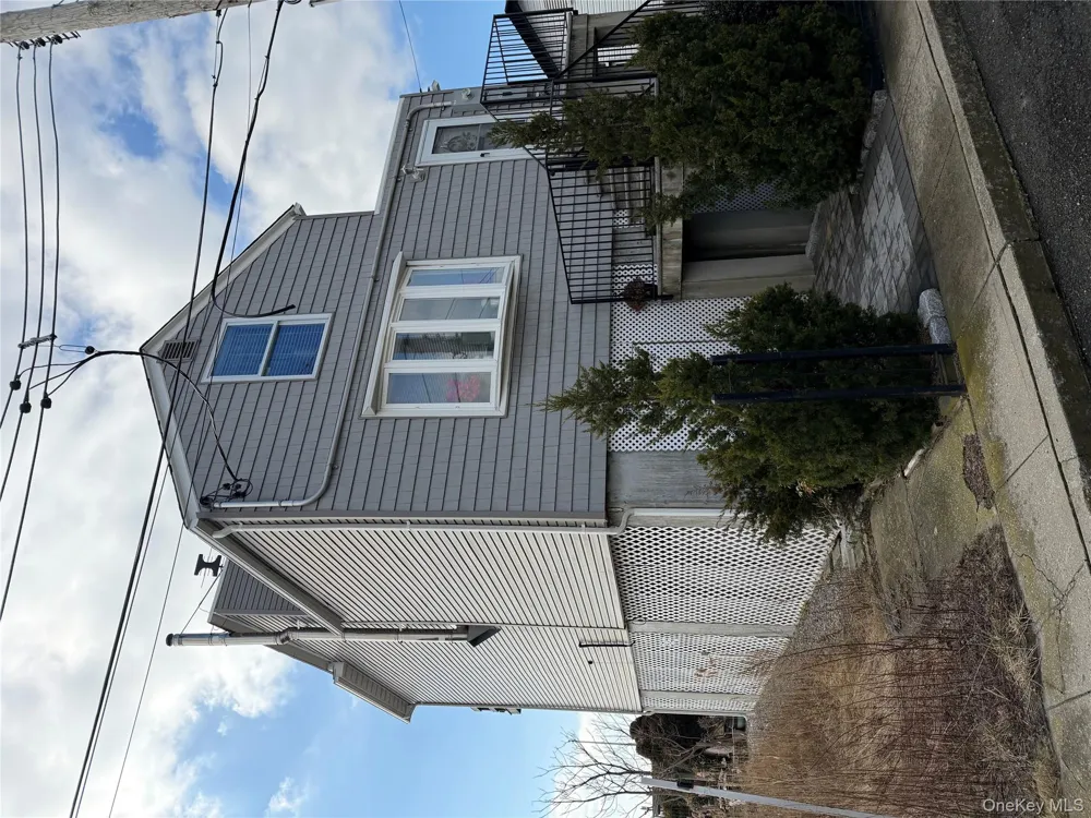 308 E 8th Road Broad Channel, NY 11693