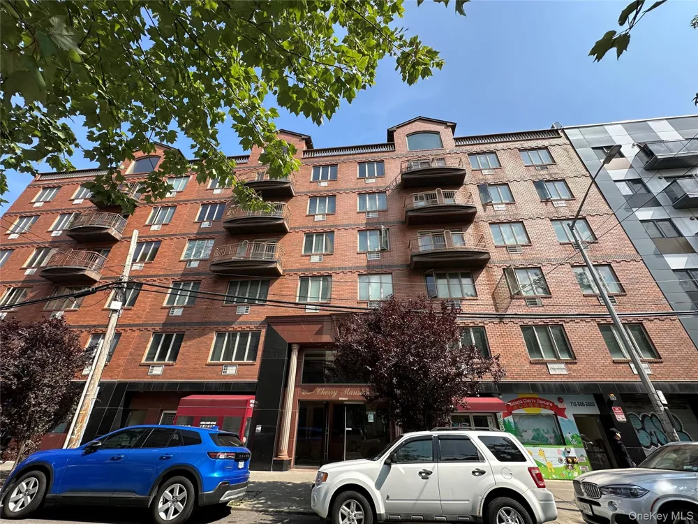 140-26 Cherry Avenue #5D