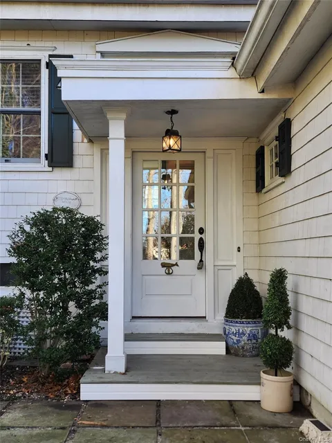 20 Harborview Drive