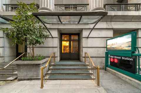 55 Wall Street #530