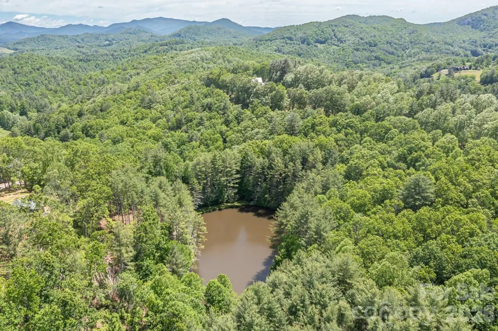 9999 River Edge Drive #2 Burnsville, NC 28714