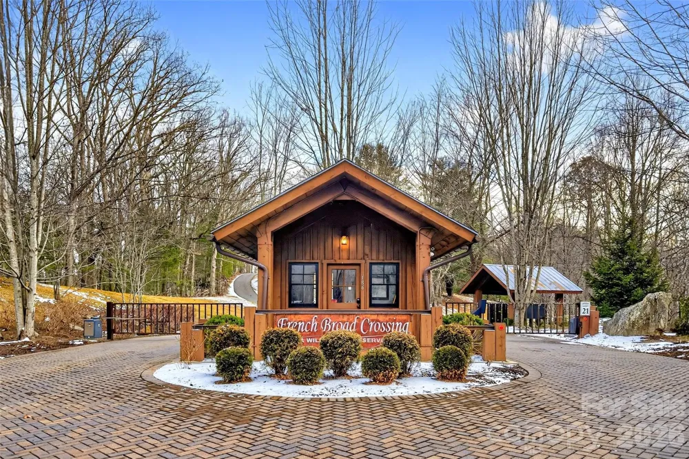 149 Turkey Trot Trail #17 Marshall, NC 28753