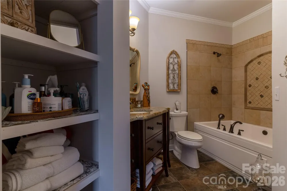 1113 Torrence Circle Davidson, NC 28036