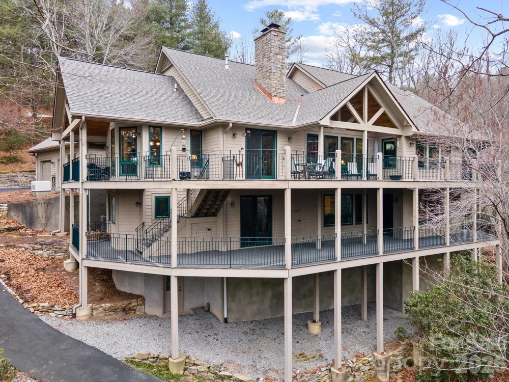 175 Overlook Drive Flat Rock, NC 28731