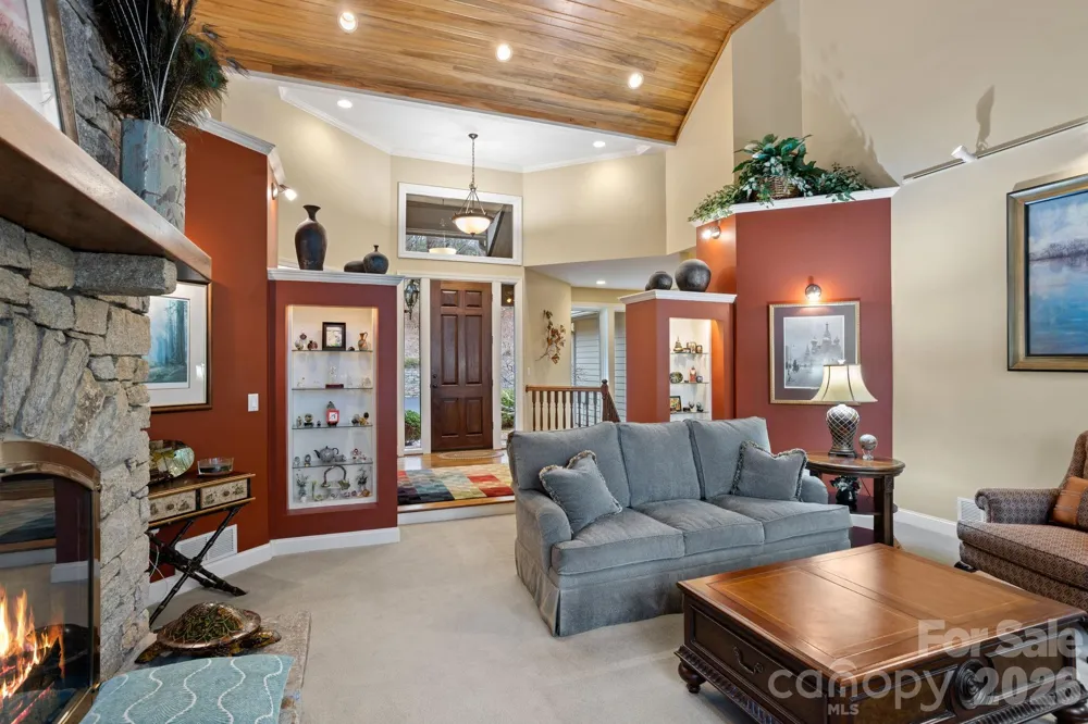 175 Overlook Drive Flat Rock, NC 28731