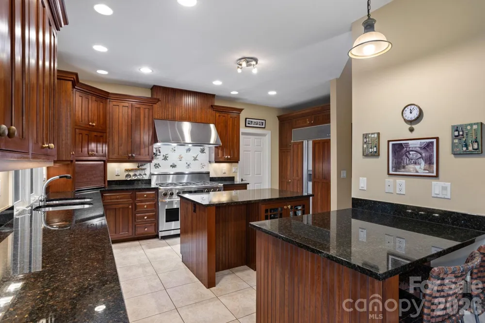 175 Overlook Drive Flat Rock, NC 28731