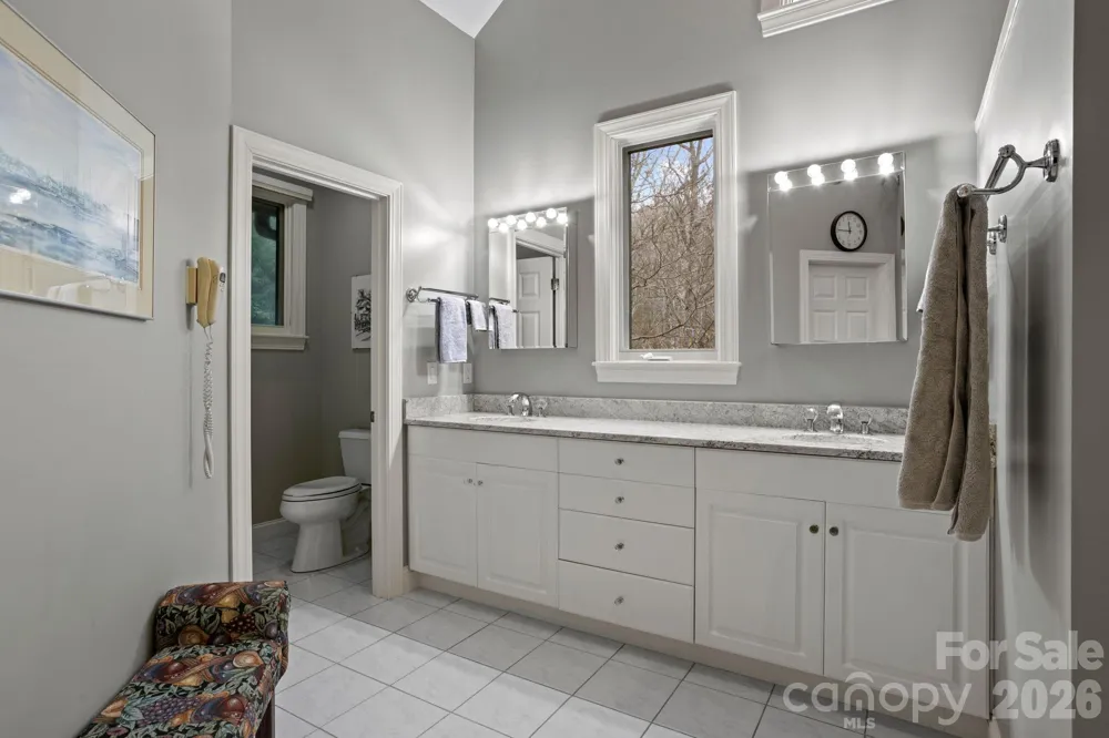 175 Overlook Drive Flat Rock, NC 28731