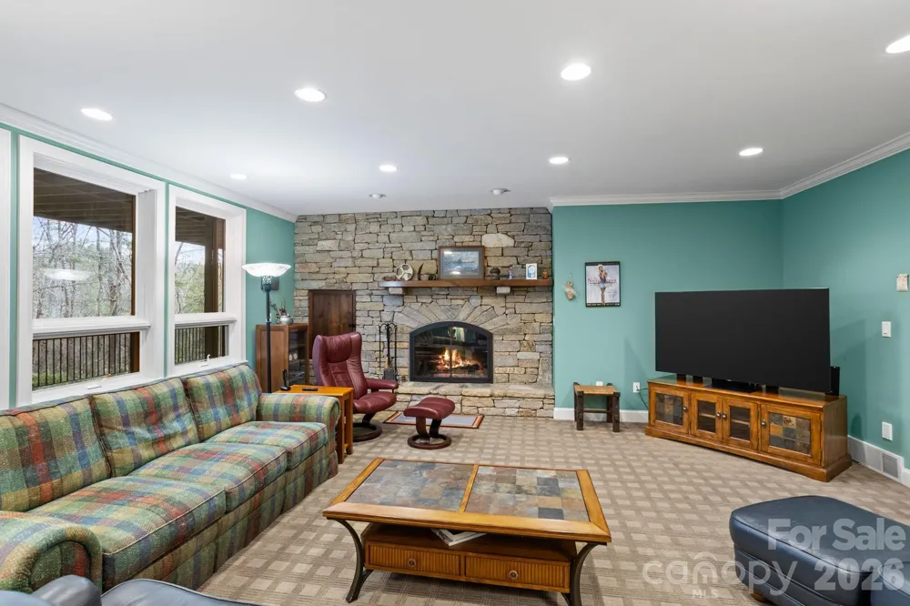 175 Overlook Drive Flat Rock, NC 28731