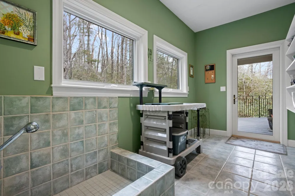 175 Overlook Drive Flat Rock, NC 28731