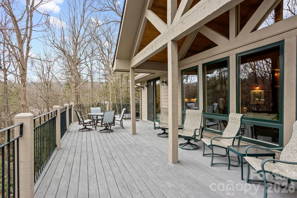 175 Overlook Drive Flat Rock, NC 28731