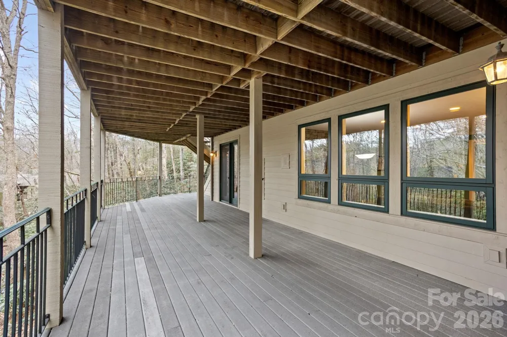 175 Overlook Drive Flat Rock, NC 28731