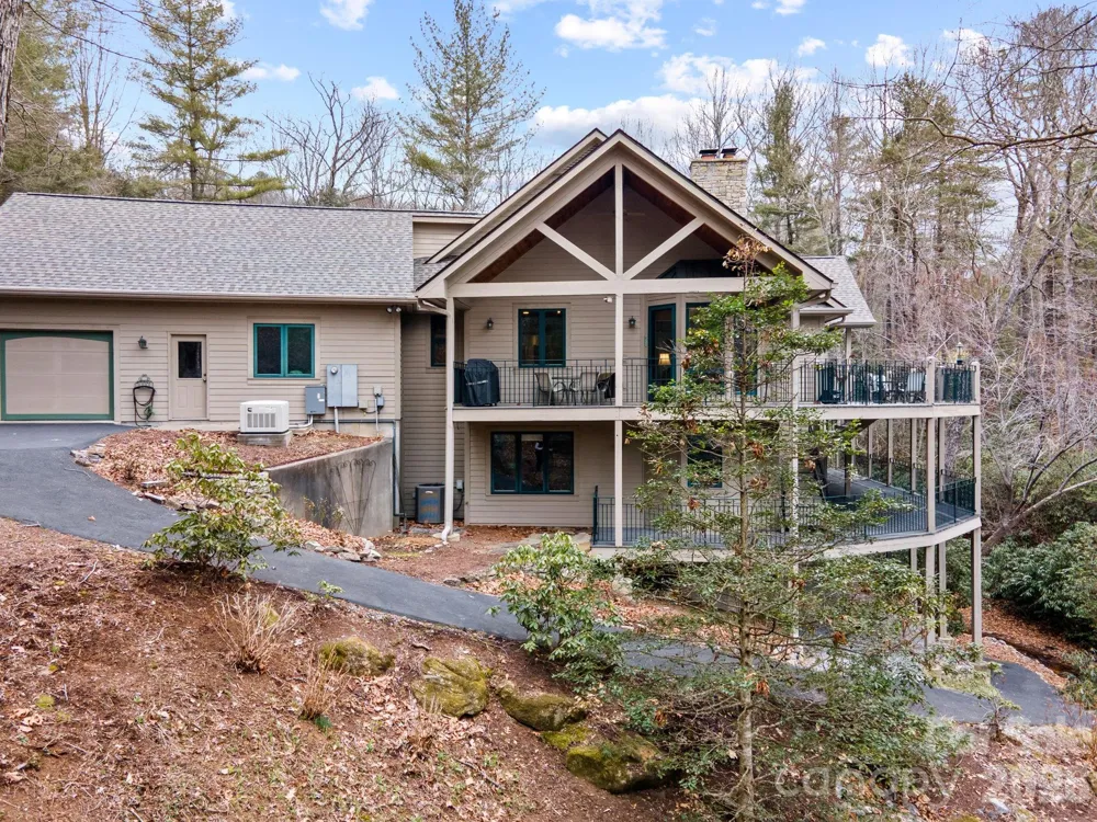 175 Overlook Drive Flat Rock, NC 28731