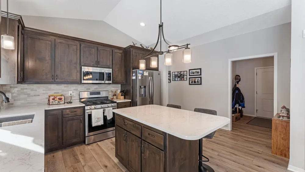 1400 Carriage Hill Drive Hinckley, MN 55037