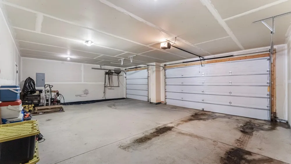 1400 Carriage Hill Drive Hinckley, MN 55037