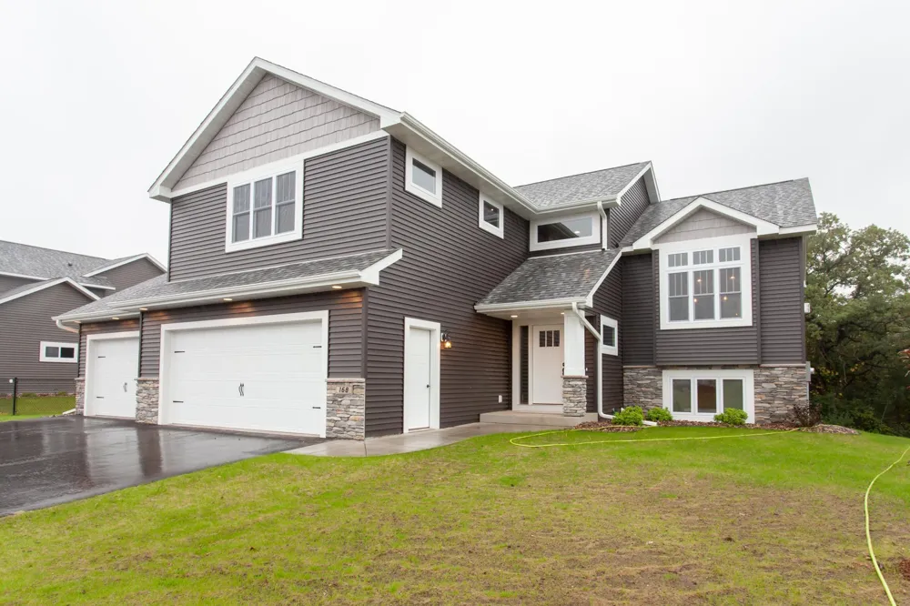 1631 72nd Avenue Hammond, WI 54015