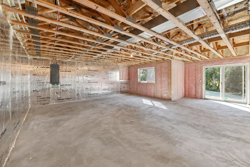 1635 72nd Avenue Hammond, WI 54015