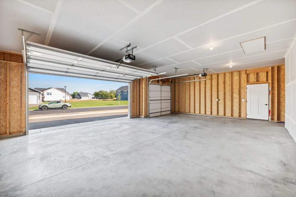 1635 72nd Avenue Hammond, WI 54015