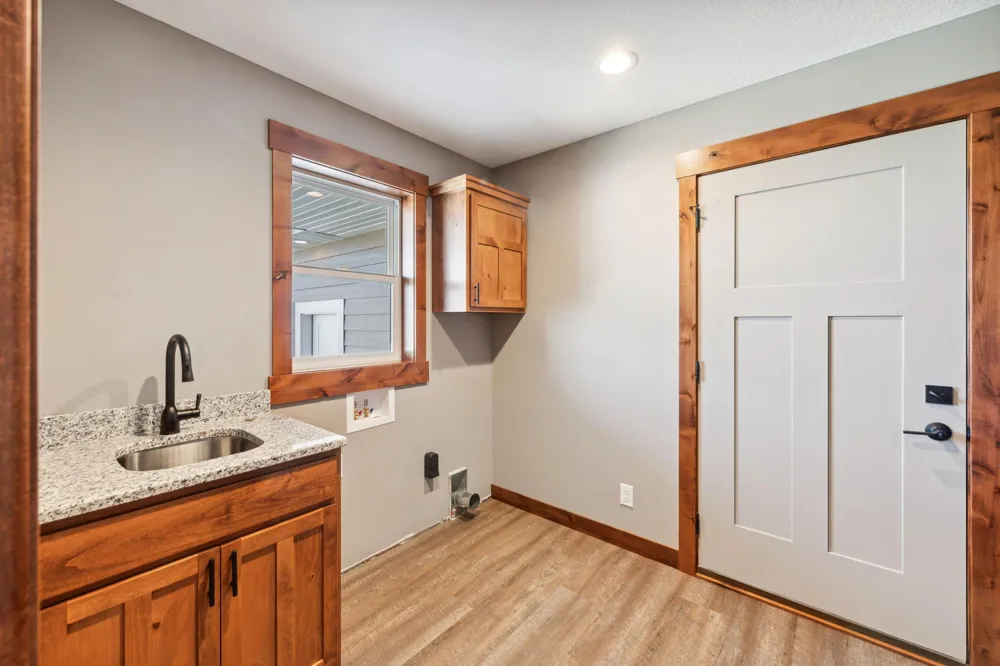 1635 72nd Avenue Hammond, WI 54015