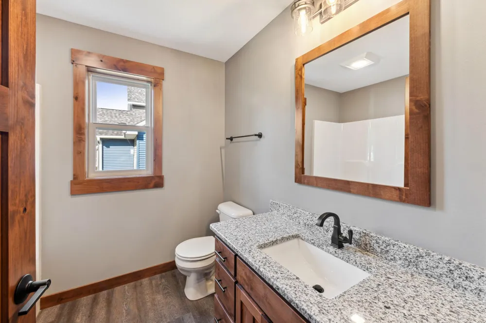1635 72nd Avenue Hammond, WI 54015