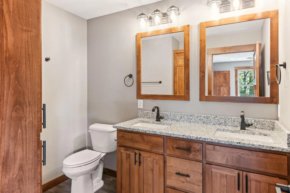 1635 72nd Avenue Hammond, WI 54015