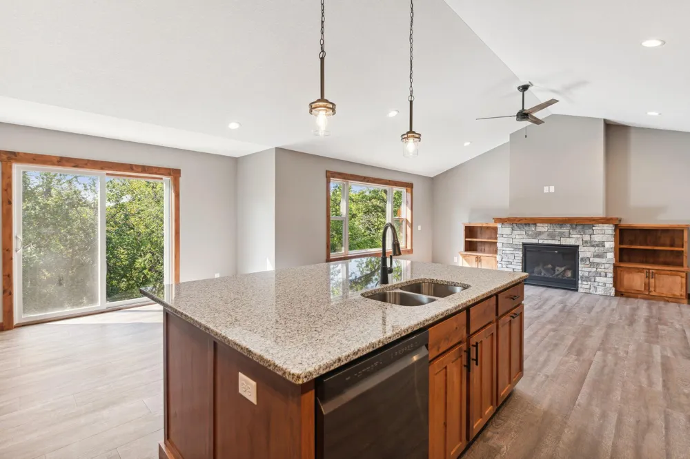 1635 72nd Avenue Hammond, WI 54015