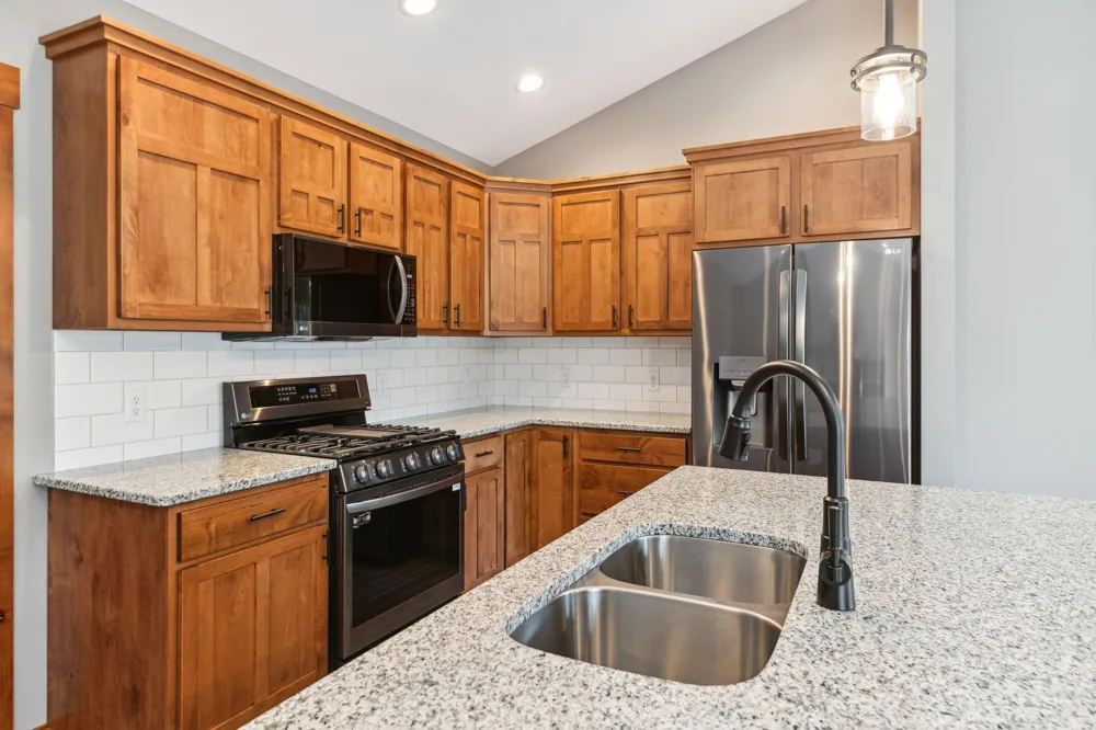 1635 72nd Avenue Hammond, WI 54015