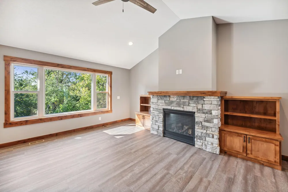 1635 72nd Avenue Hammond, WI 54015
