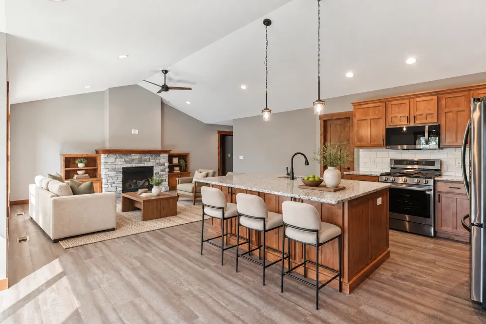 1635 72nd Avenue Hammond, WI 54015