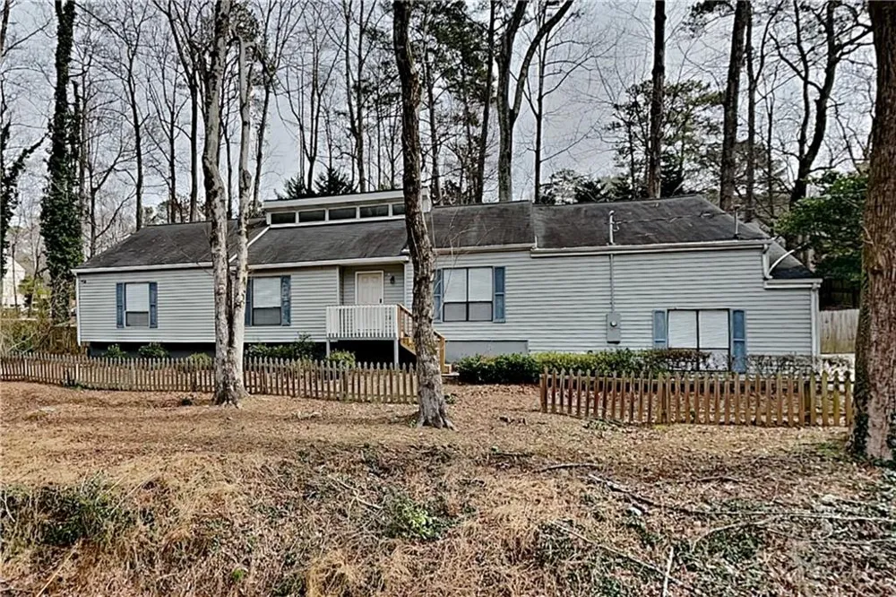 2731 Georgian Terrace