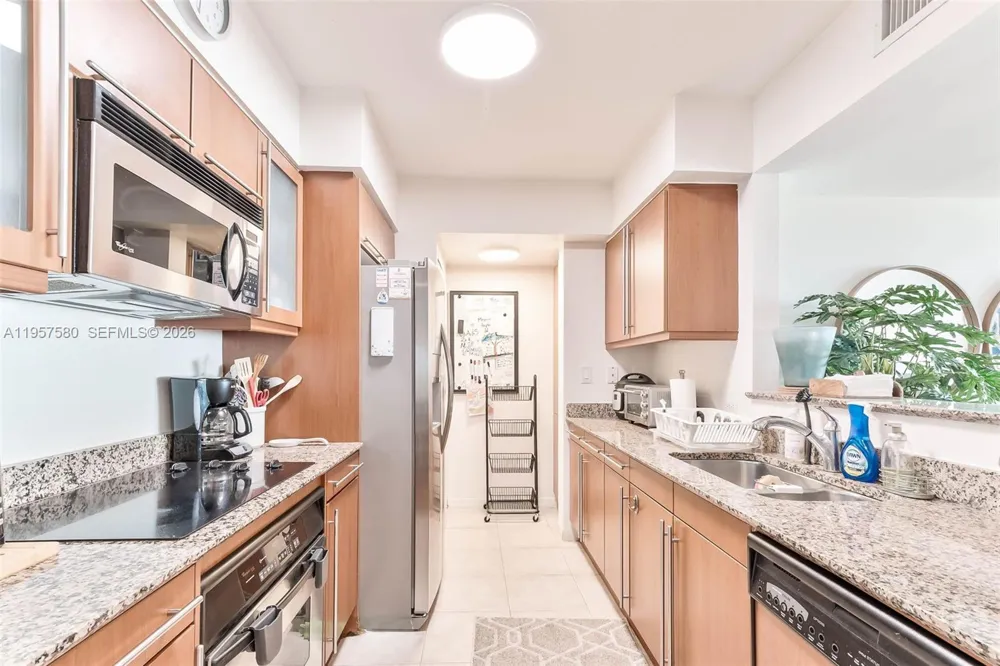 2080 S Ocean Dr #506 Hallandale Beach, FL 33009