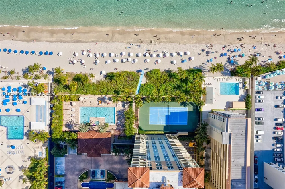 2080 S Ocean Dr #506 Hallandale Beach, FL 33009
