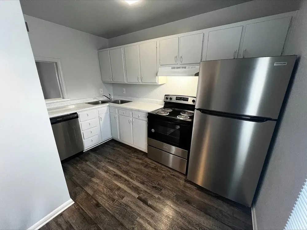 1901 Eastway Dr Charlotte, NC 28205