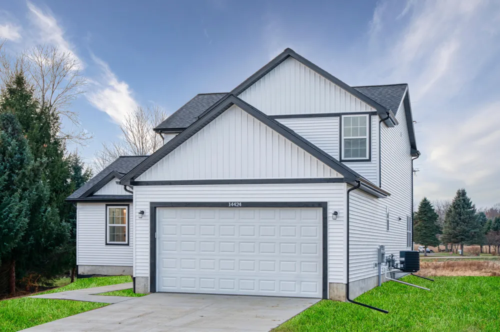 15 Pinewood Drive Grass Lake, MI 49240