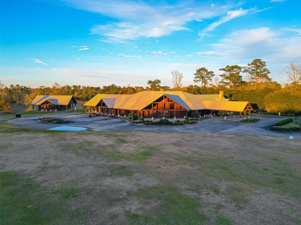 169 Lakeland Ranch Woodville, TX 75979