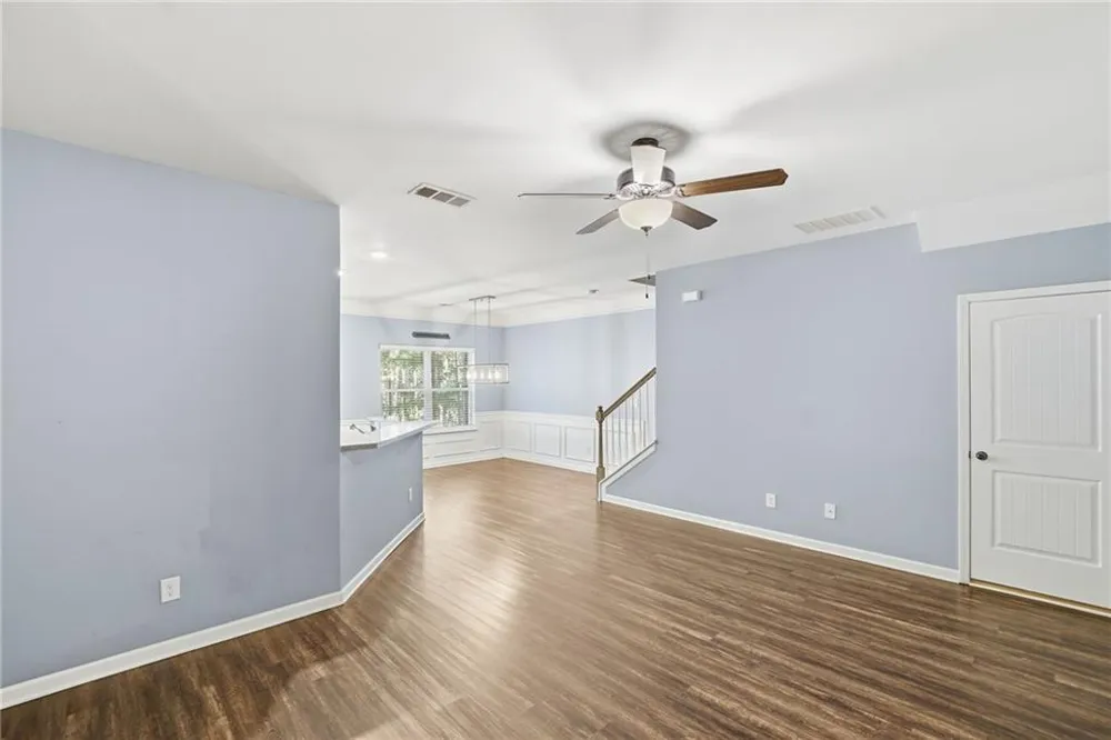 112 Spring Way Square Canton, GA 30114
