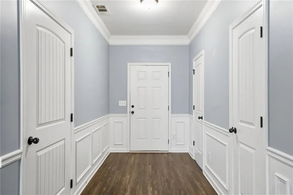 112 Spring Way Square Canton, GA 30114