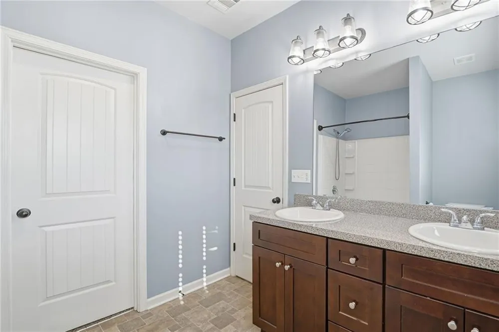 112 Spring Way Square Canton, GA 30114