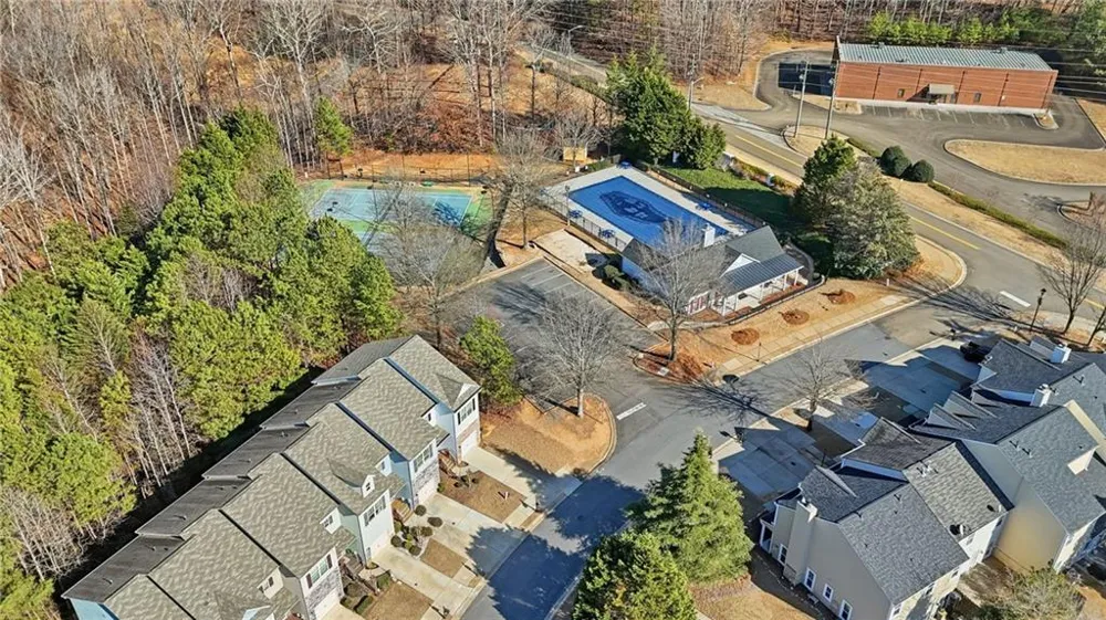 112 Spring Way Square Canton, GA 30114