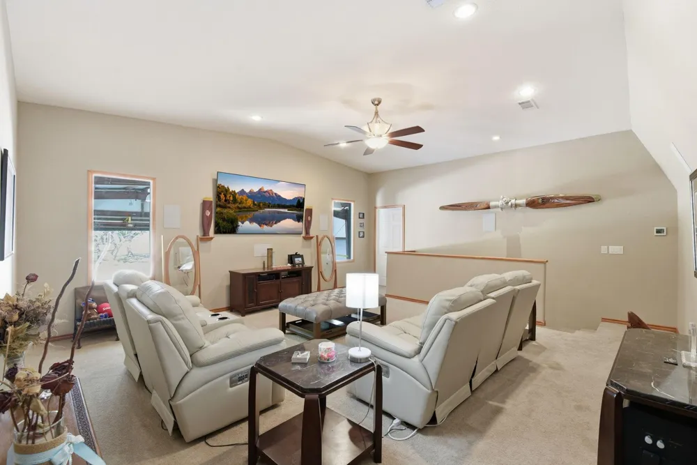 273 Stearman Drive Louise, TX 77455