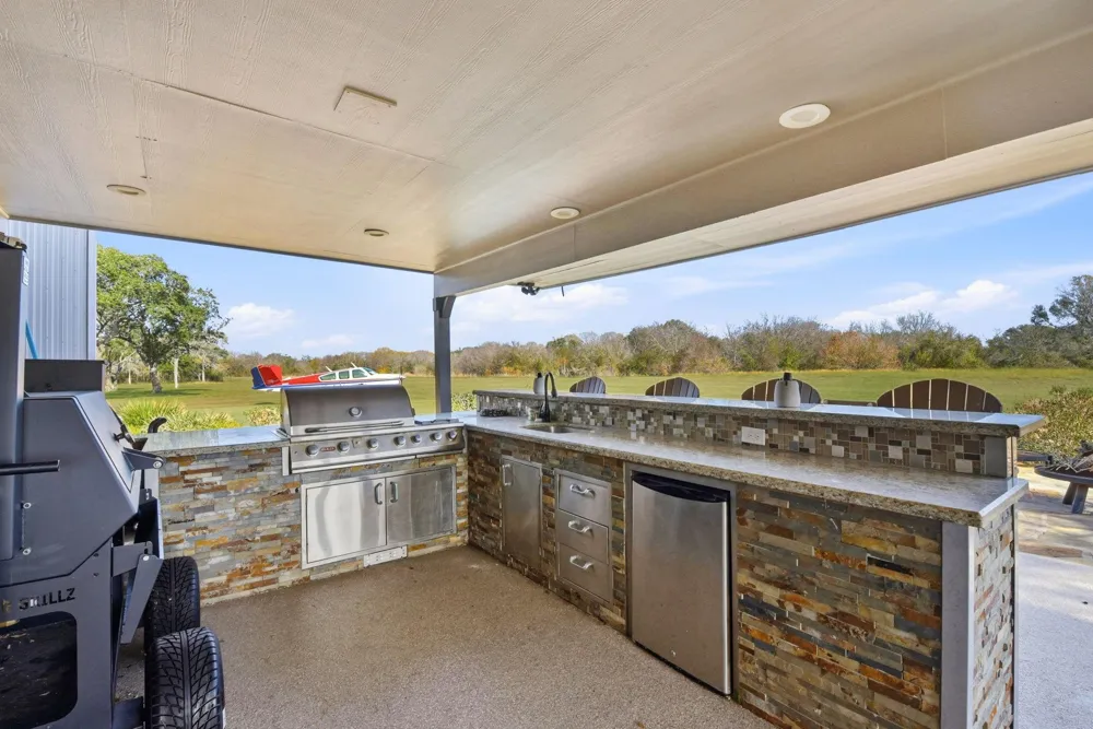 273 Stearman Drive Louise, TX 77455
