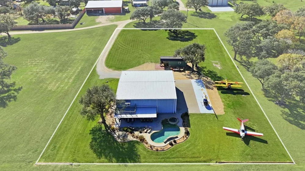 273 Stearman Drive Louise, TX 77455