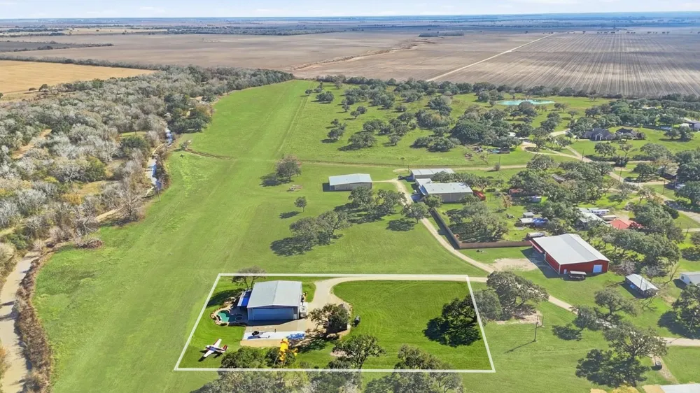 273 Stearman Drive Louise, TX 77455